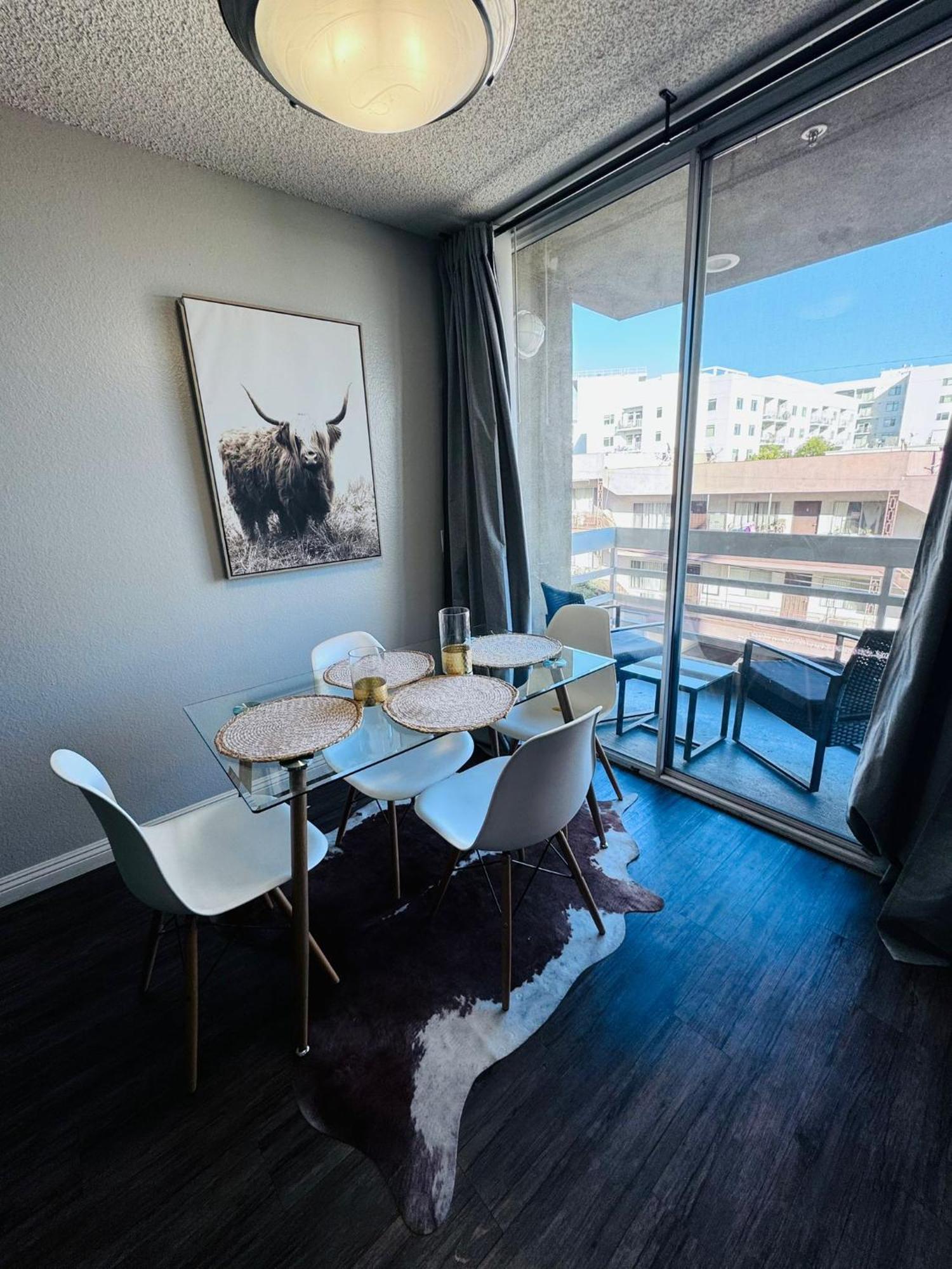 Amazing Universal Studios Loft Free Parking ลอสแอนเจลิส ภายนอก รูปภาพ